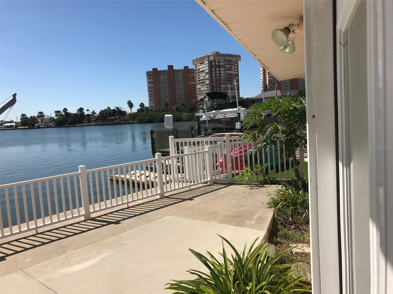 501 180TH AVE E, REDINGTON SHORES, FL, 33708