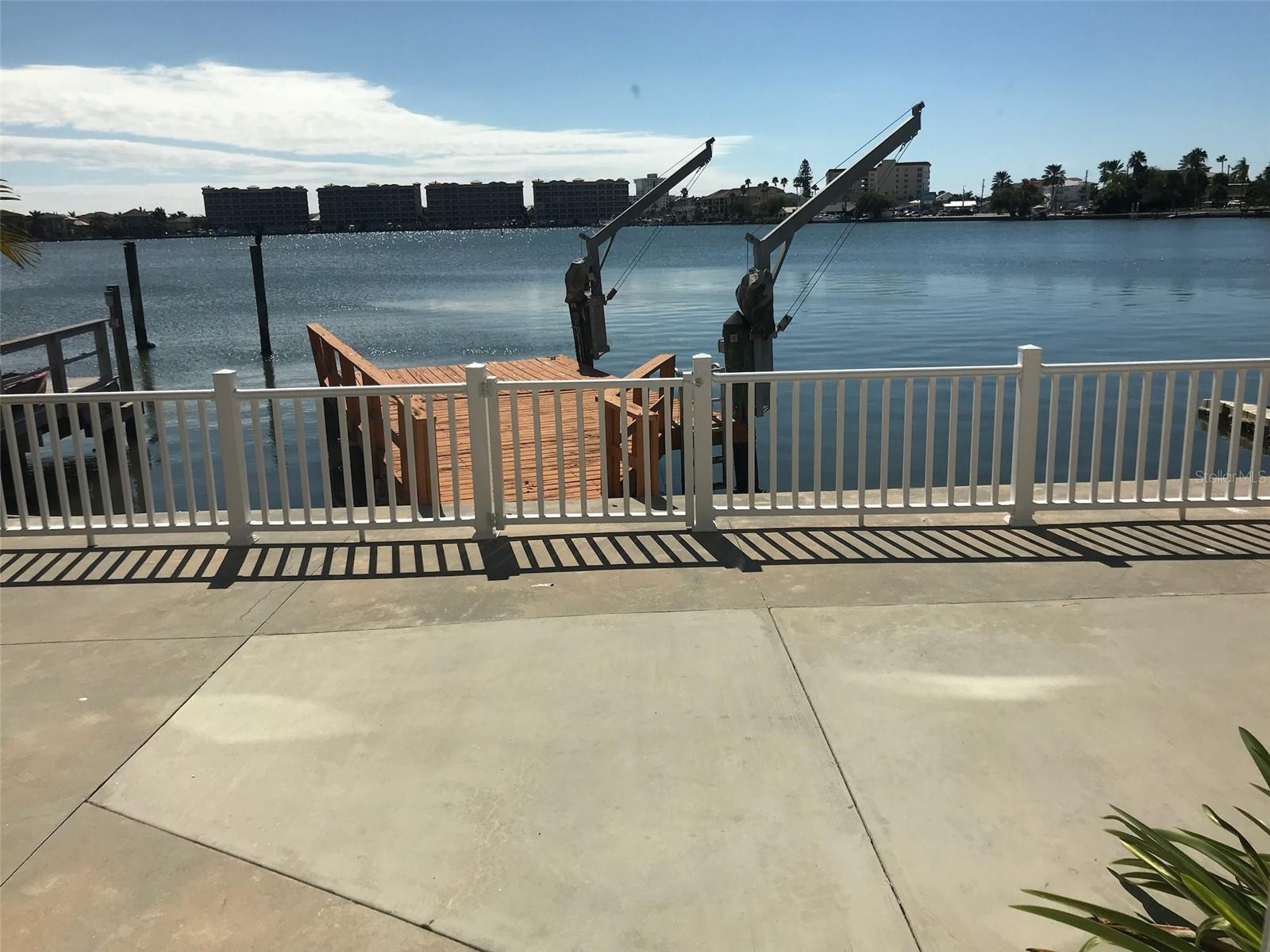 501 180TH AVE E, REDINGTON SHORES, FL, 33708