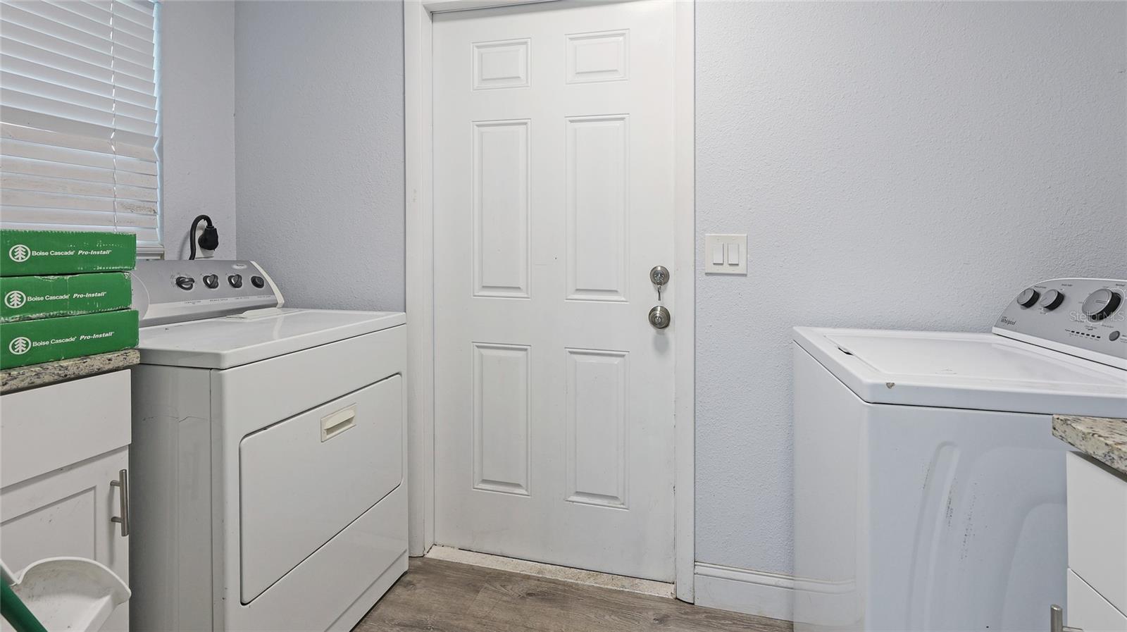 2825 FOREST LN, SARASOTA, FL, 34231