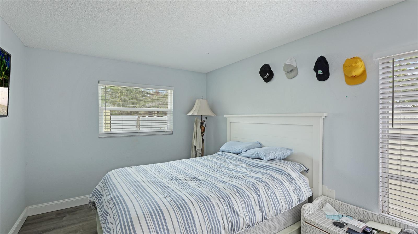 2825 FOREST LN, SARASOTA, FL, 34231