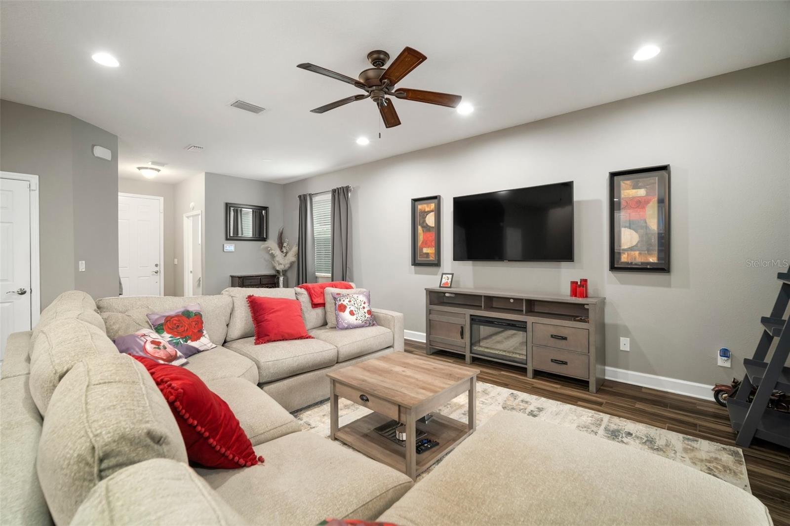 6928 OLD BENTON DR, APOLLO BEACH, FL, 33572