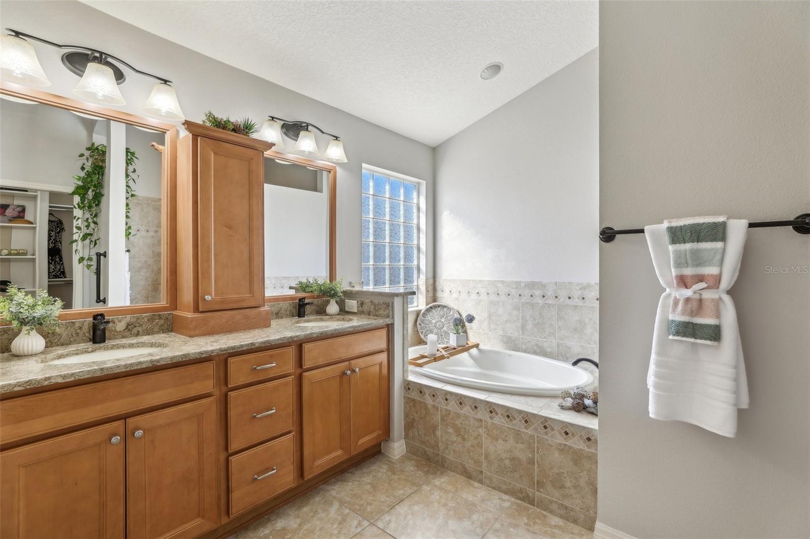 2054 VISION CT, THE VILLAGES, FL, 32163