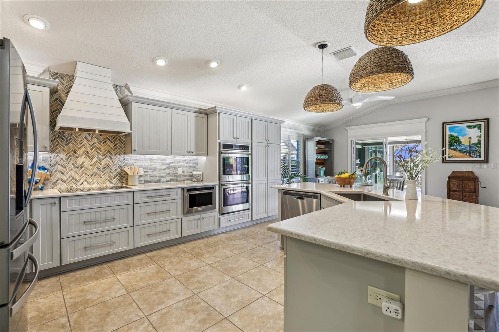 2054 VISION CT, THE VILLAGES, FL, 32163