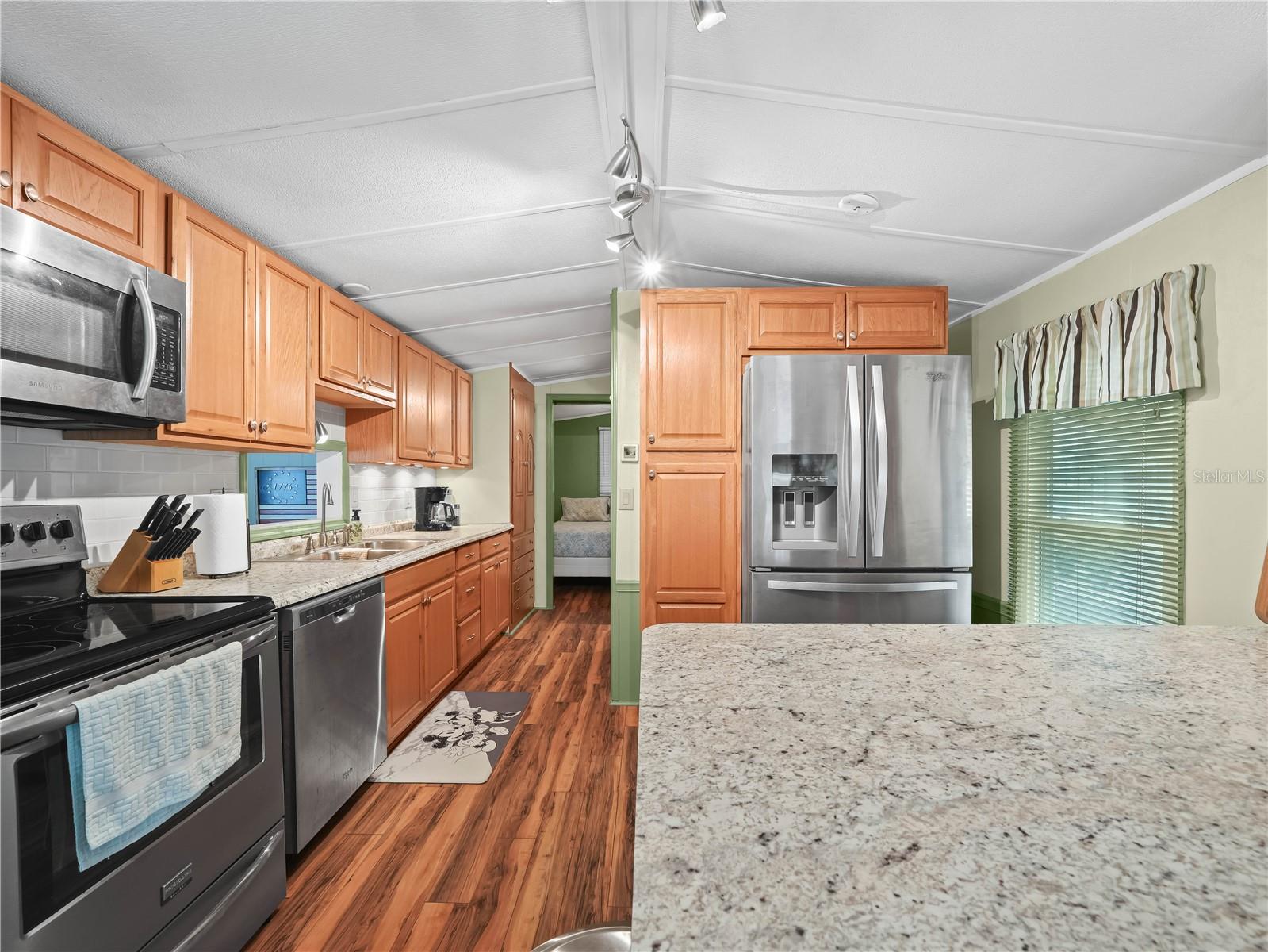 K4902769 Property Photo