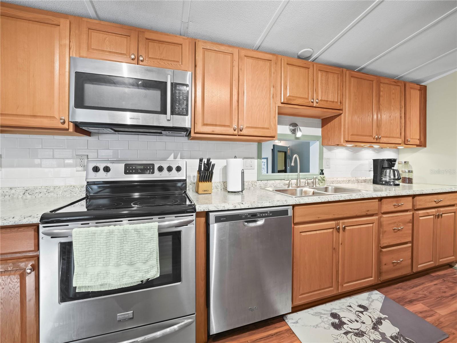 K4902769 Property Photo