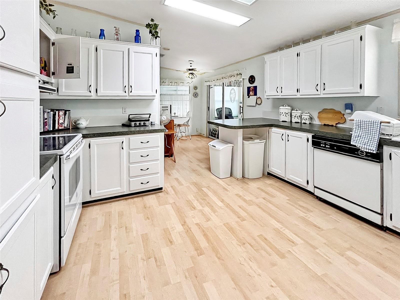 8435 REGAL WAY, PALMETTO, FL, 34221