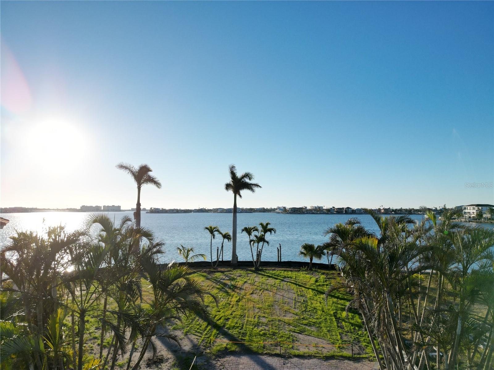 561 173RD AVE E, NORTH REDINGTON BEACH, FL, 33708