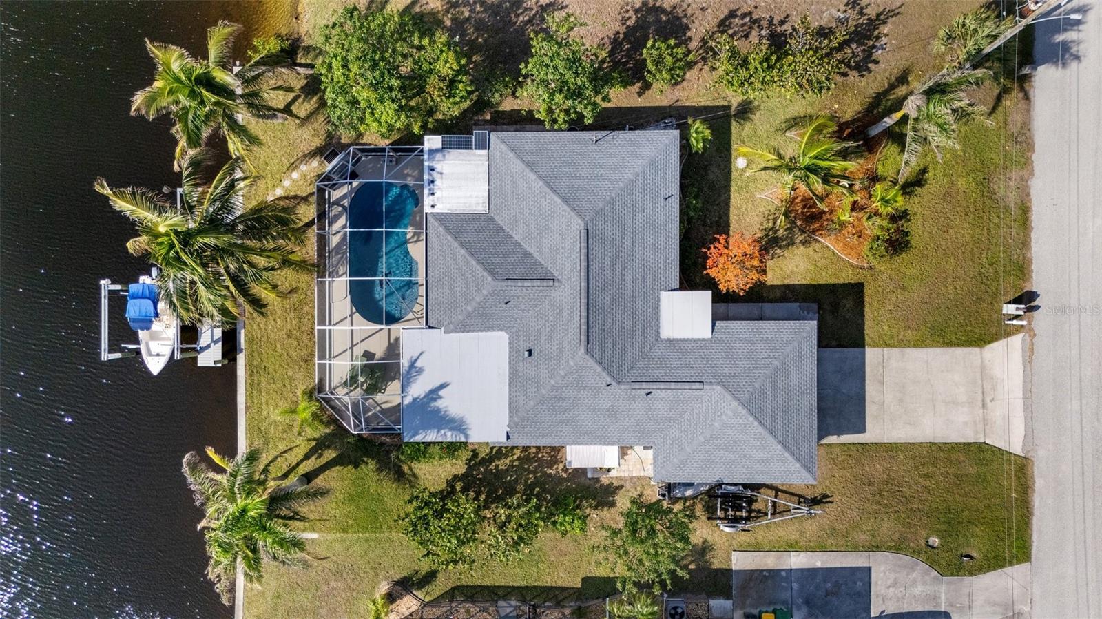 18170 AVONSDALE CIR, PORT CHARLOTTE, FL, 33948