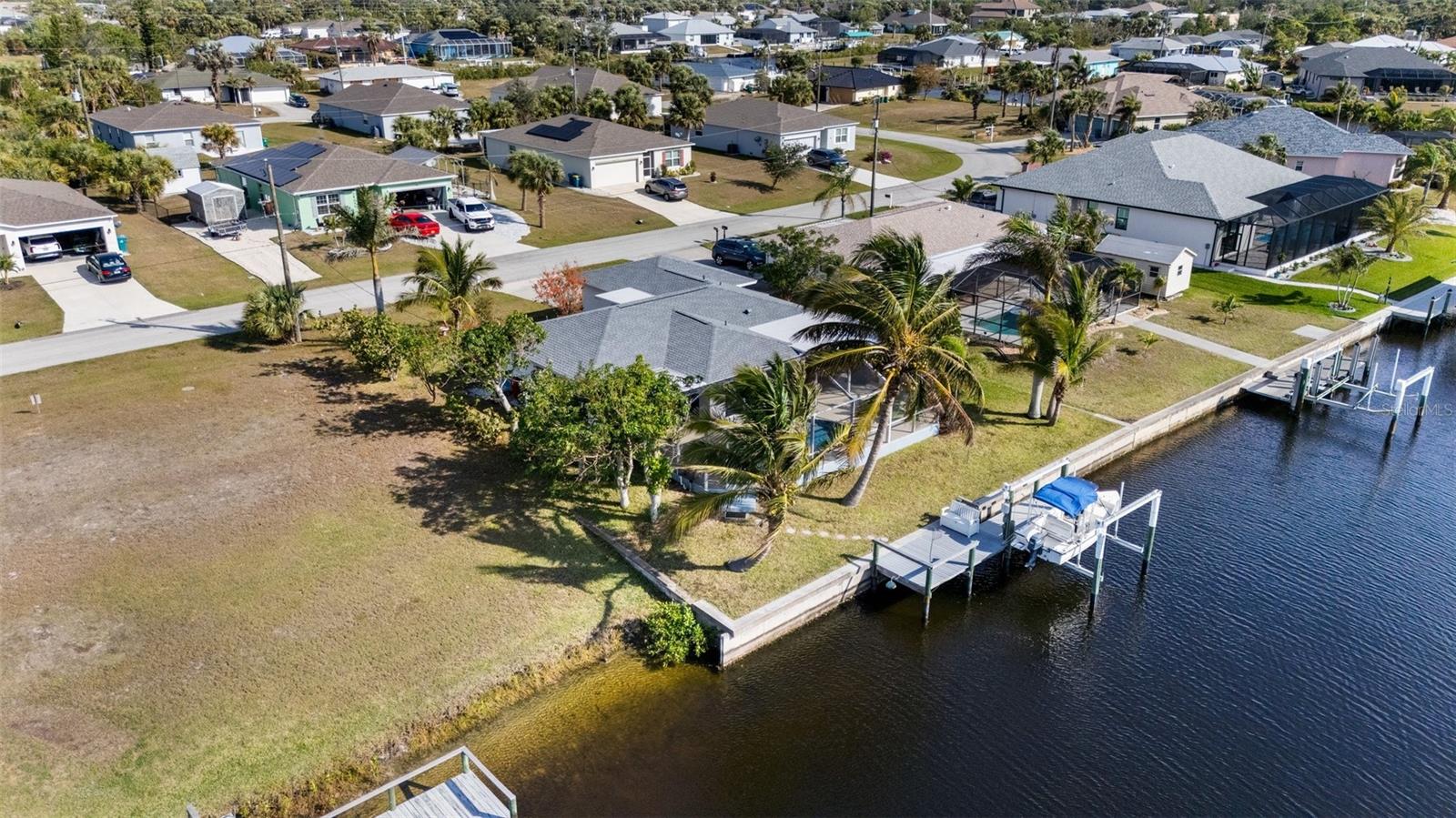 18170 AVONSDALE CIR, PORT CHARLOTTE, FL, 33948