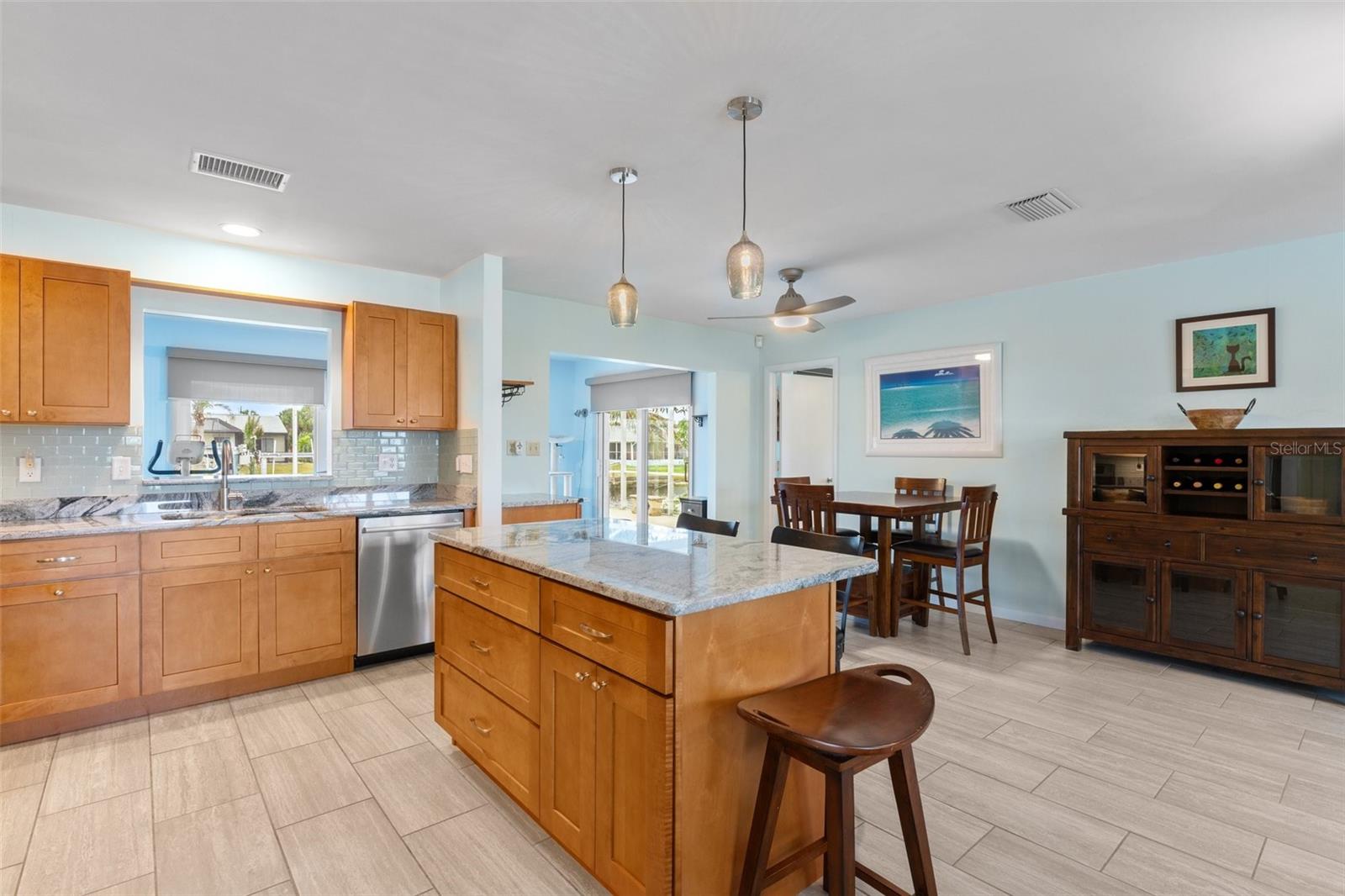 18170 AVONSDALE CIR, PORT CHARLOTTE, FL, 33948
