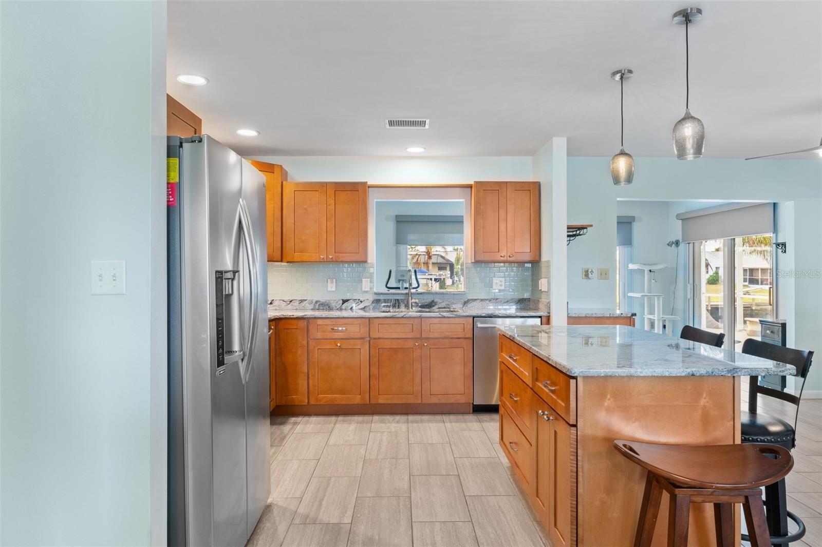 18170 AVONSDALE CIR, PORT CHARLOTTE, FL, 33948