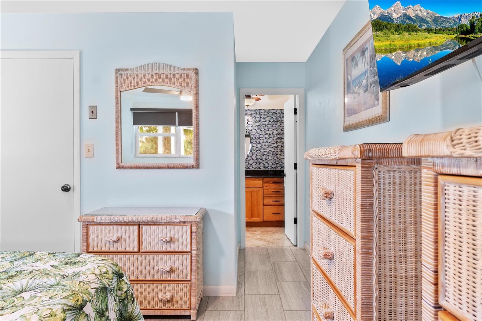 18170 AVONSDALE CIR, PORT CHARLOTTE, FL, 33948