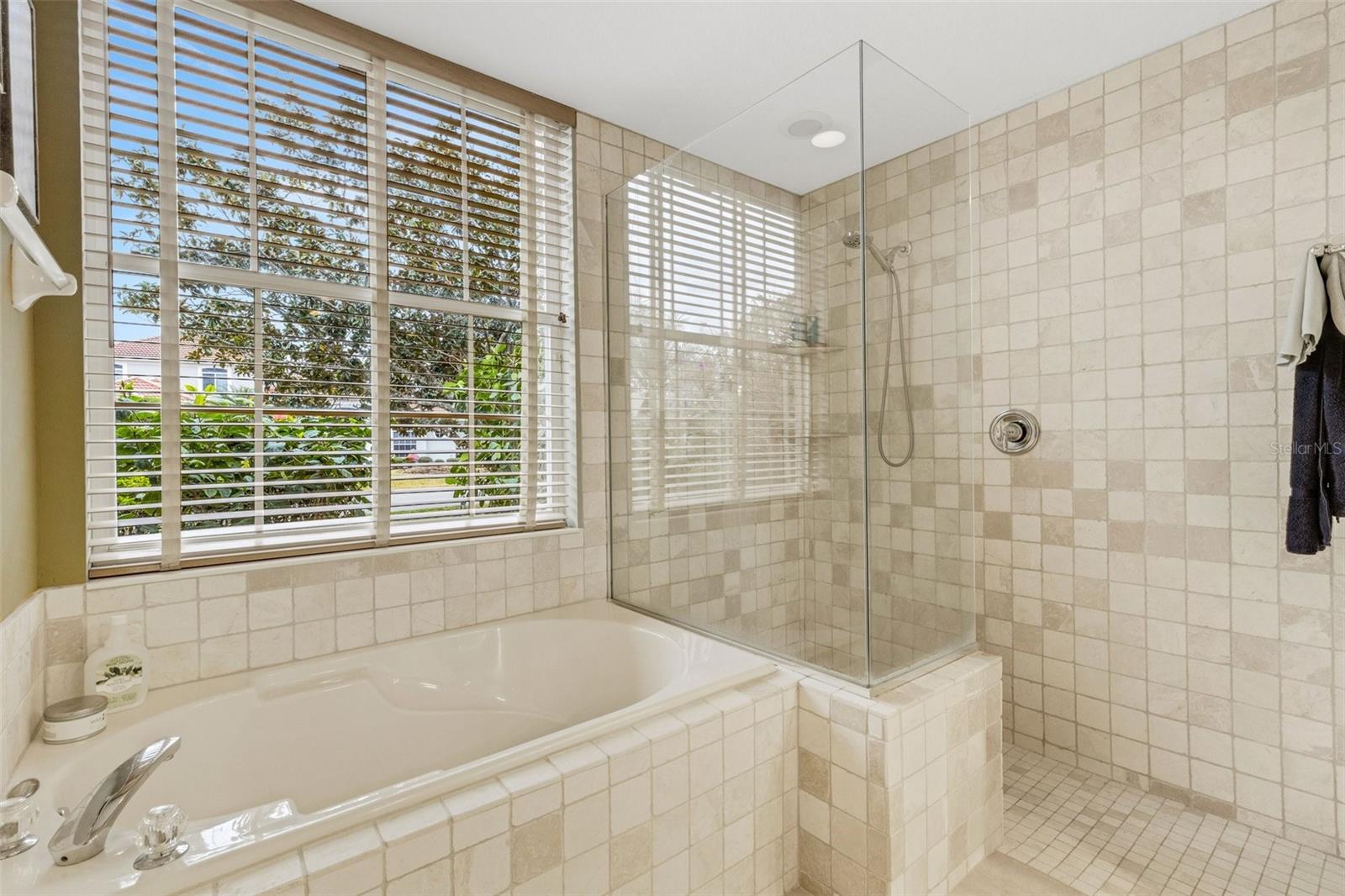6605 NAUTICAL DR, LAKEWOOD RANCH, FL, 34202