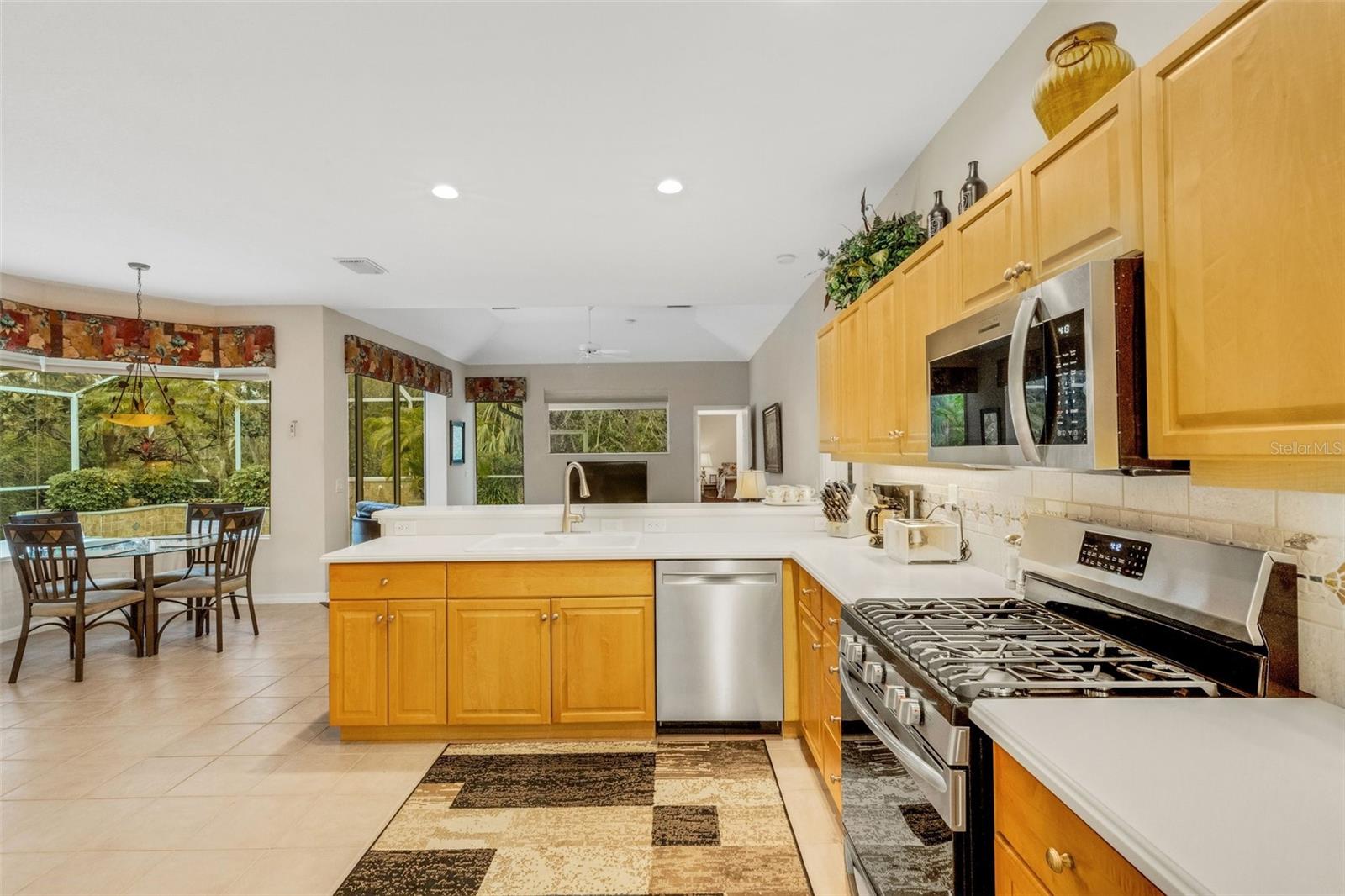 6605 NAUTICAL DR, LAKEWOOD RANCH, FL, 34202