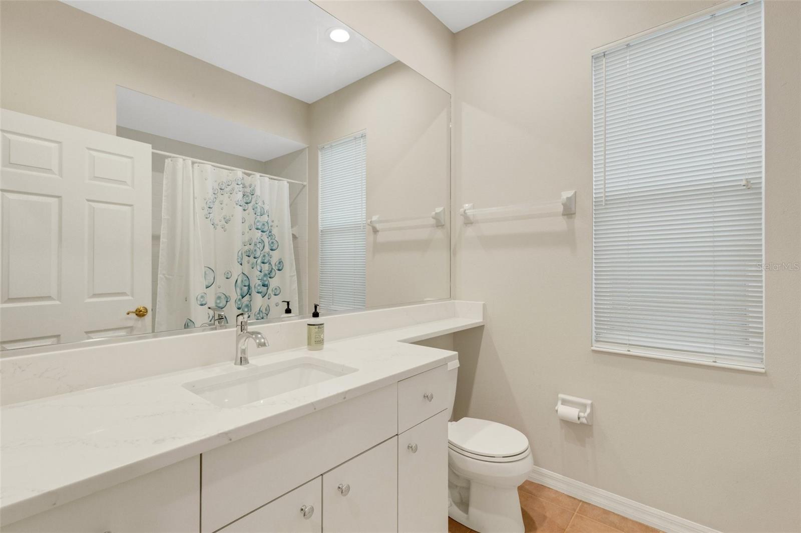 6605 NAUTICAL DR, LAKEWOOD RANCH, FL, 34202