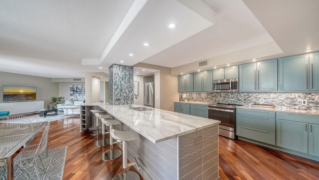 1111 N GULFSTREAM AVE #4E, SARASOTA, FL, 34236