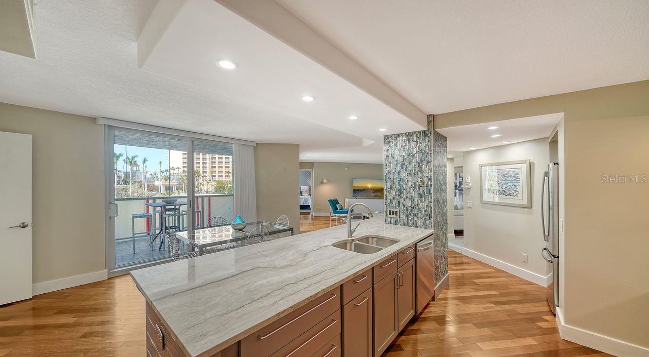 1111 N GULFSTREAM AVE #4E, SARASOTA, FL, 34236