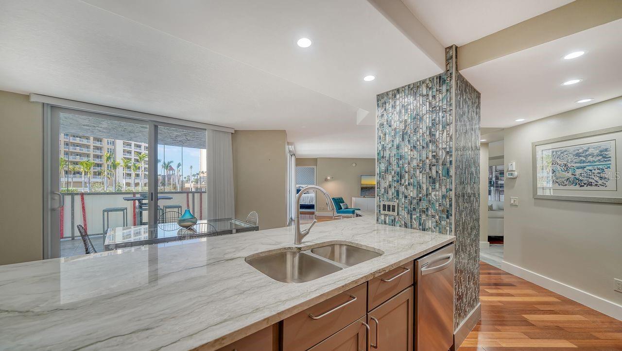 1111 N GULFSTREAM AVE #4E, SARASOTA, FL, 34236