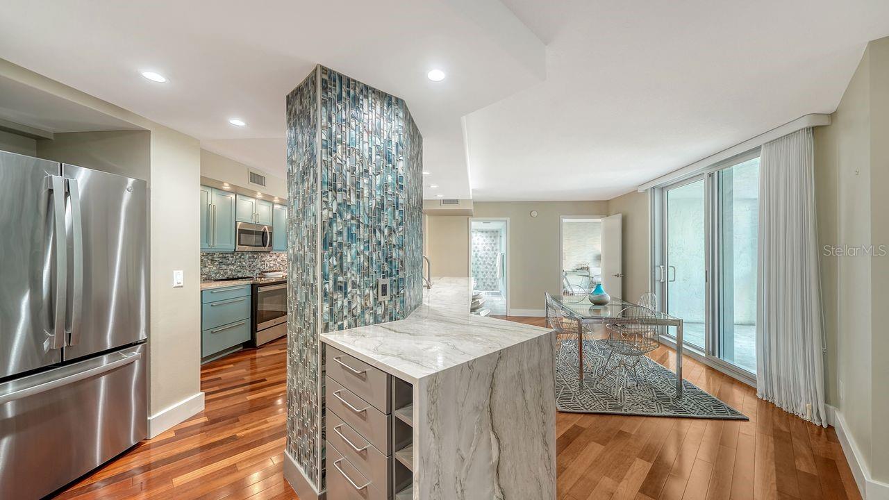 1111 N GULFSTREAM AVE #4E, SARASOTA, FL, 34236