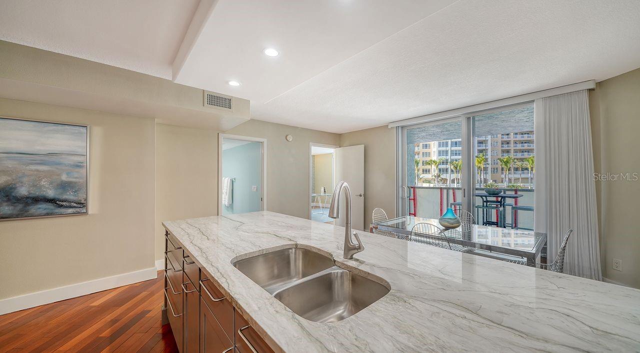 1111 N GULFSTREAM AVE #4E, SARASOTA, FL, 34236
