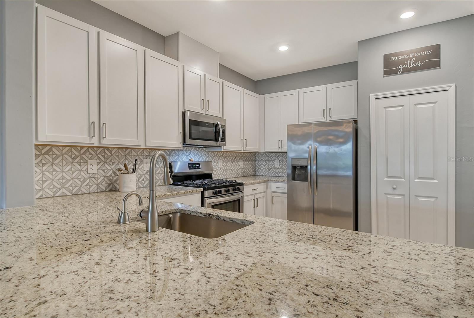 15910 CLEAR SKIES PL, BRADENTON, FL, 34211