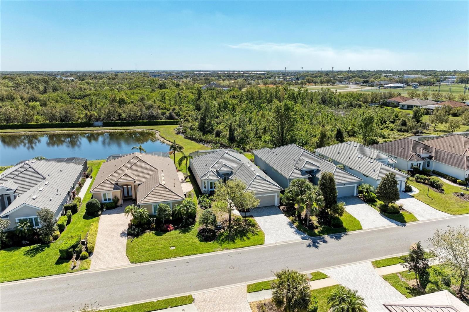 5023 TOBERMORY WAY, BRADENTON, FL, 34211