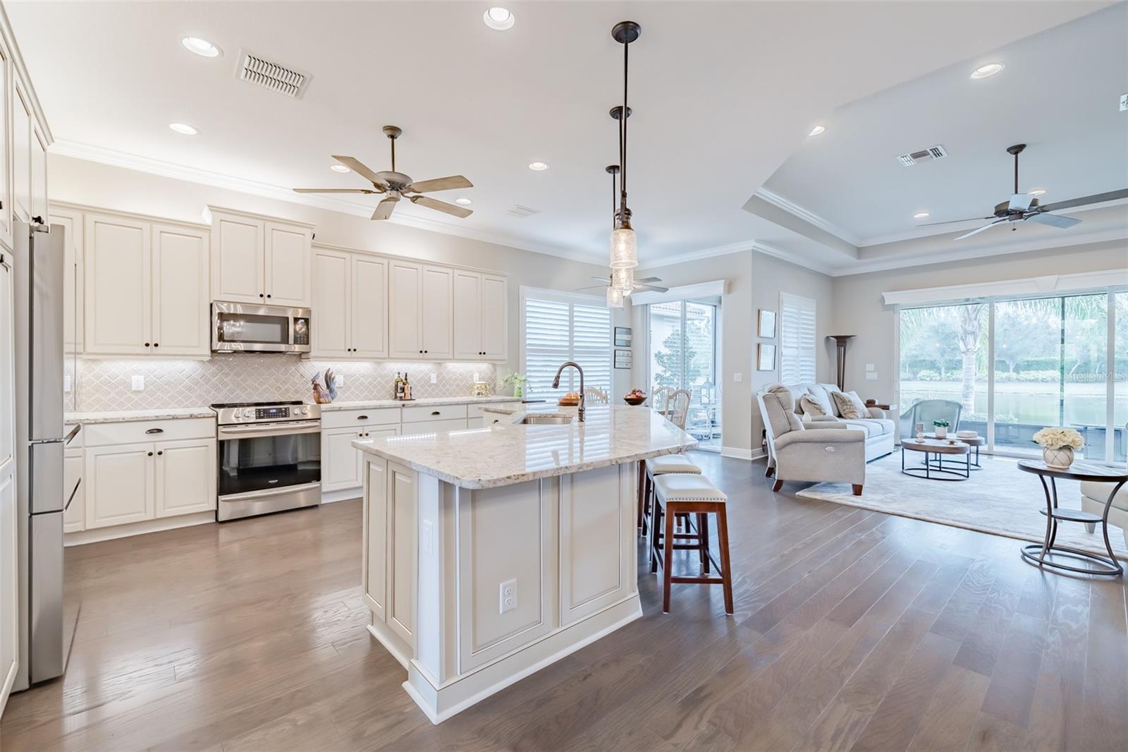 4840 GRAND BANKS DR, WIMAUMA, FL, 33598