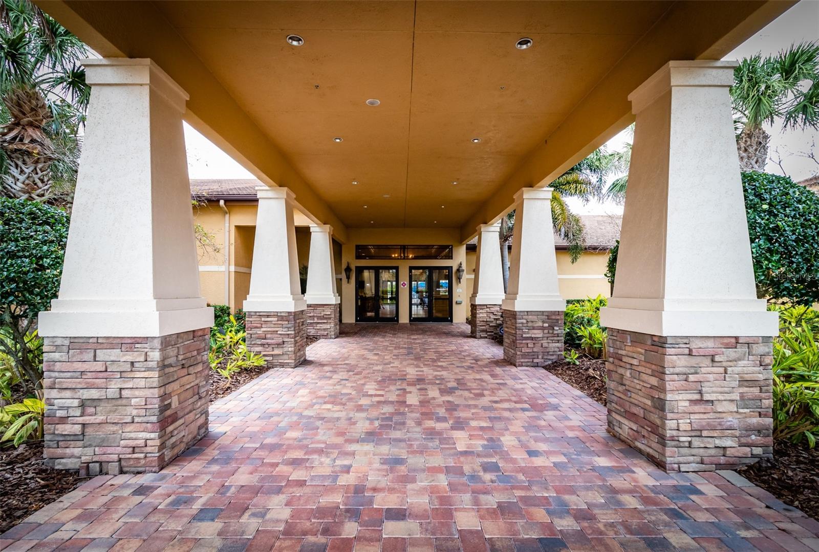 4840 GRAND BANKS DR, WIMAUMA, FL, 33598