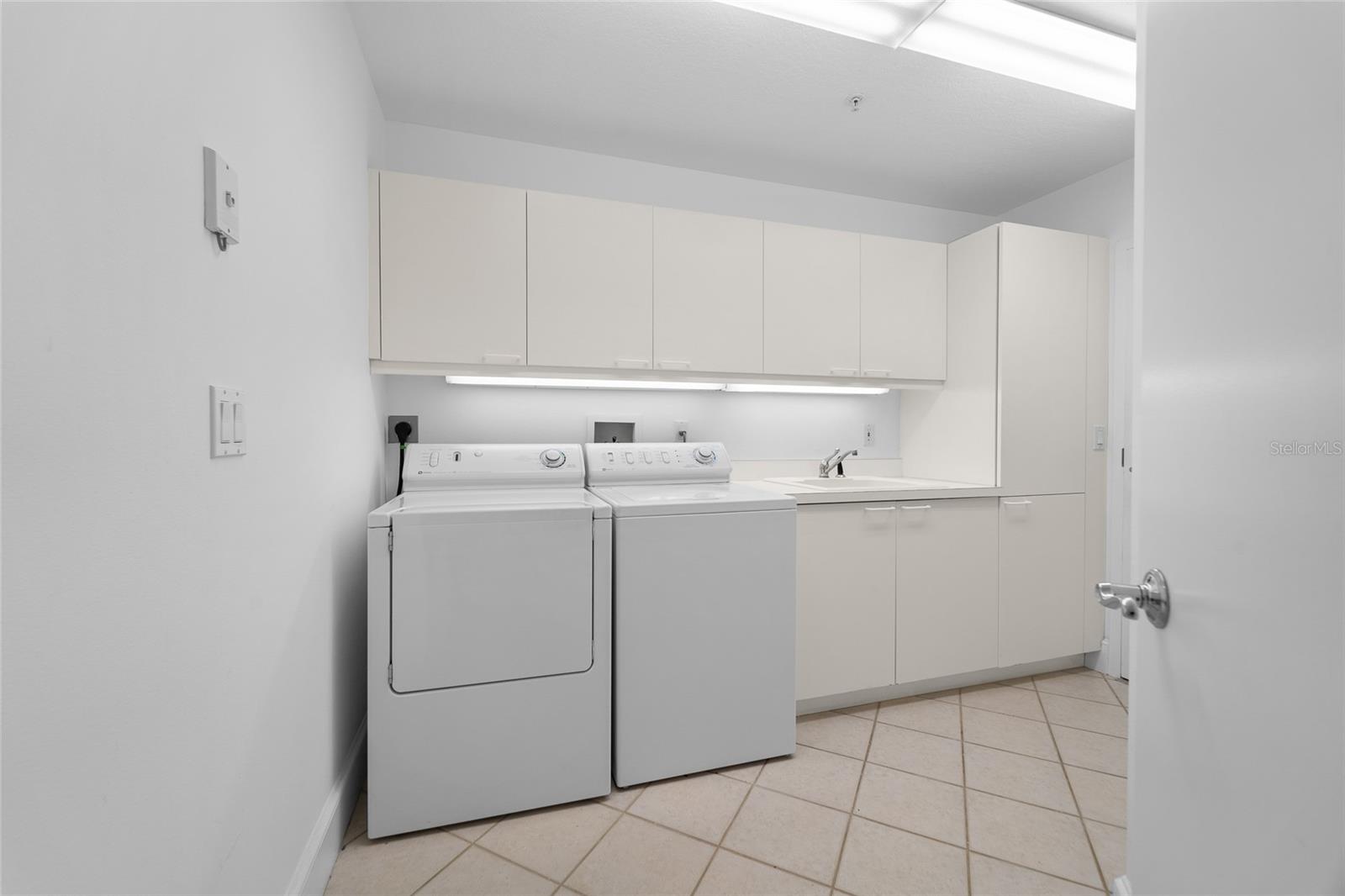 3030 GRAND BAY BLVD #396, LONGBOAT KEY, FL, 34228