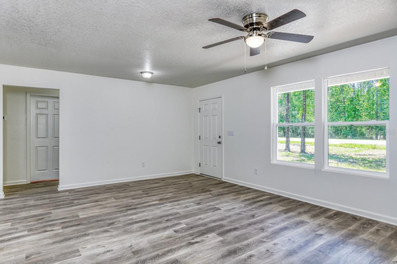 10630 ZIGLER AVE, HASTINGS, FL, 32145