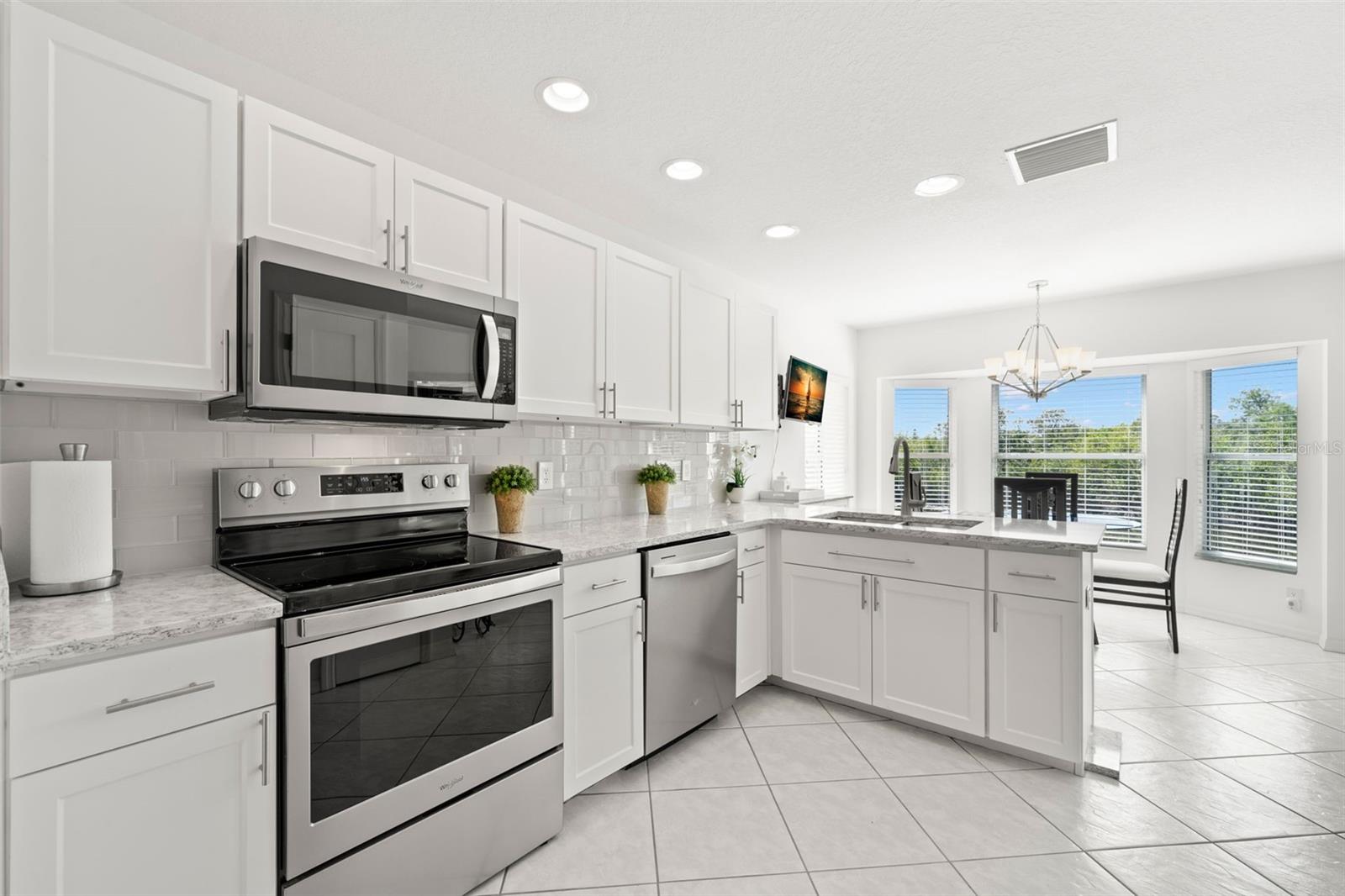 553 DOVE TER W, OLDSMAR, FL, 34677