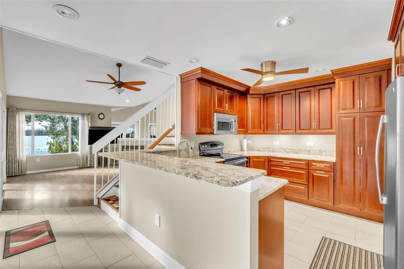 174 NORTHSHORE CIR, CASSELBERRY, FL, 32707