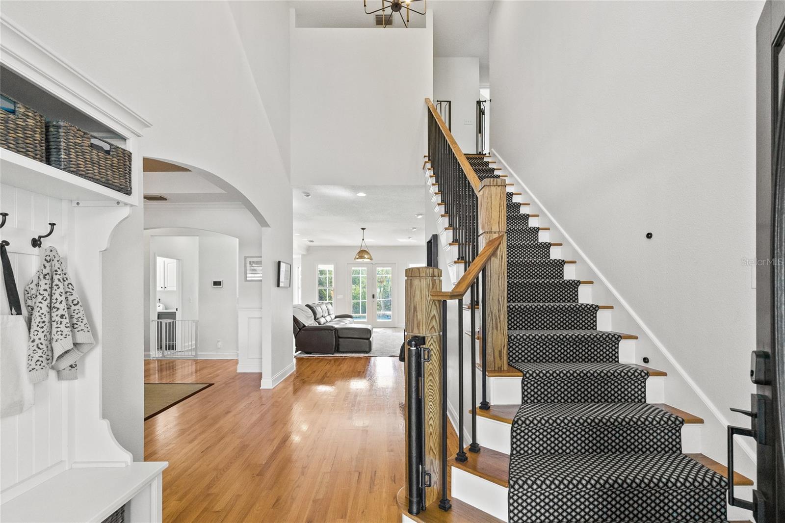 1237 DARLINGTON OAK CIR NE, ST PETERSBURG, FL, 33703