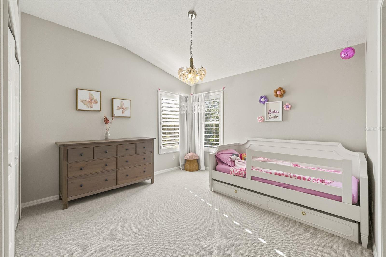 1237 DARLINGTON OAK CIR NE, ST PETERSBURG, FL, 33703