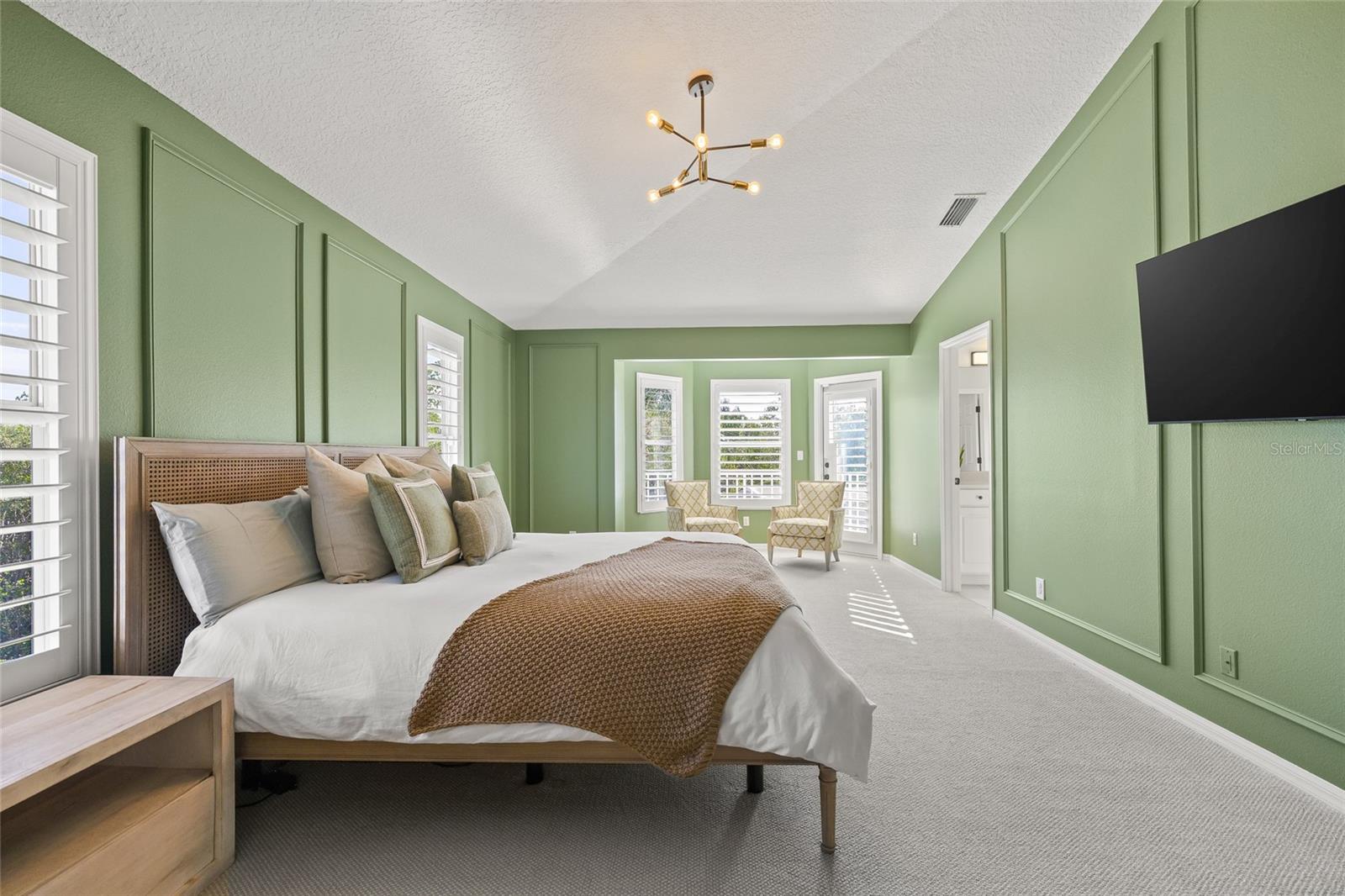 1237 DARLINGTON OAK CIR NE, ST PETERSBURG, FL, 33703