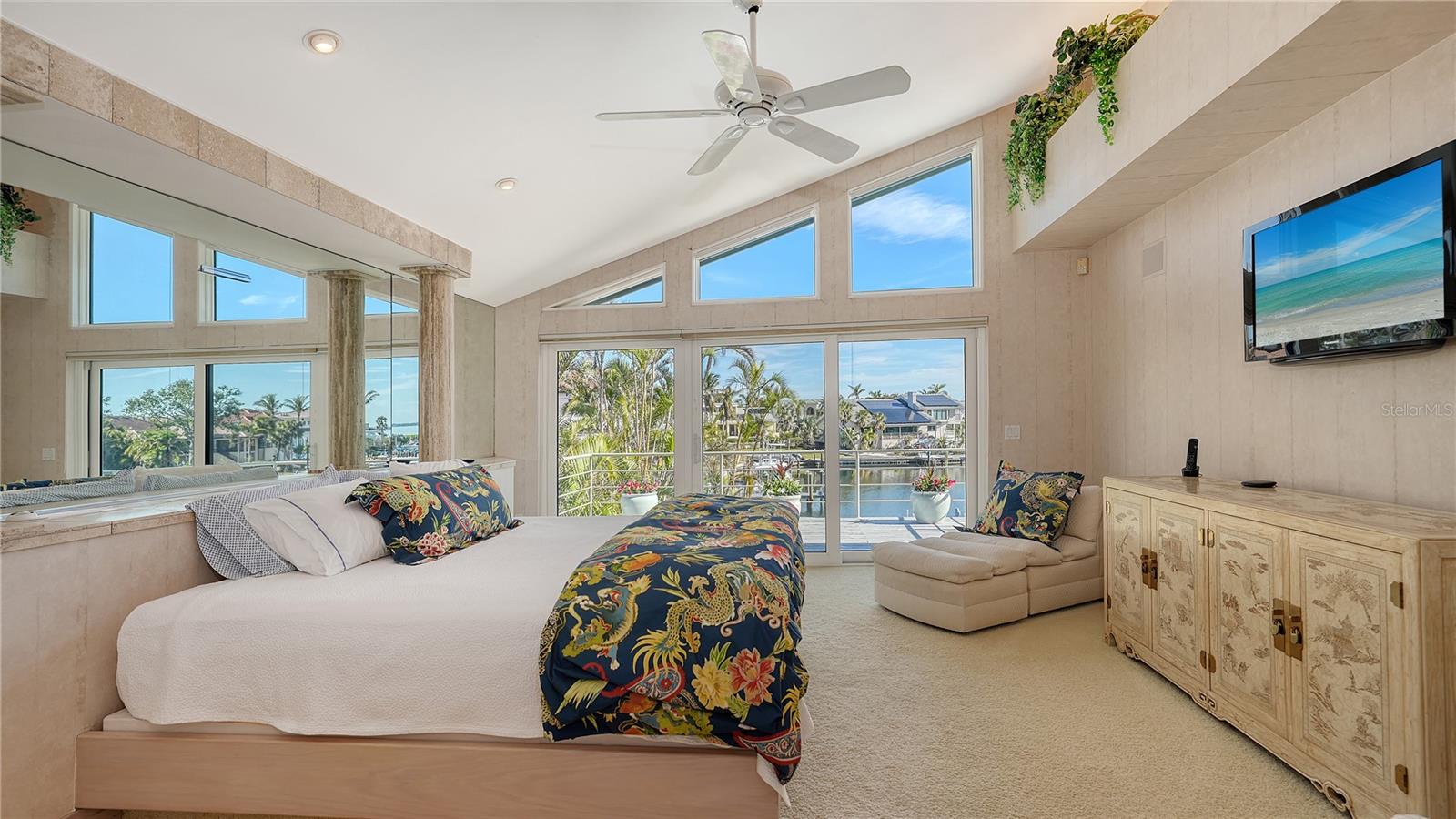 1560 HARBOR SOUND DR, LONGBOAT KEY, FL, 34228