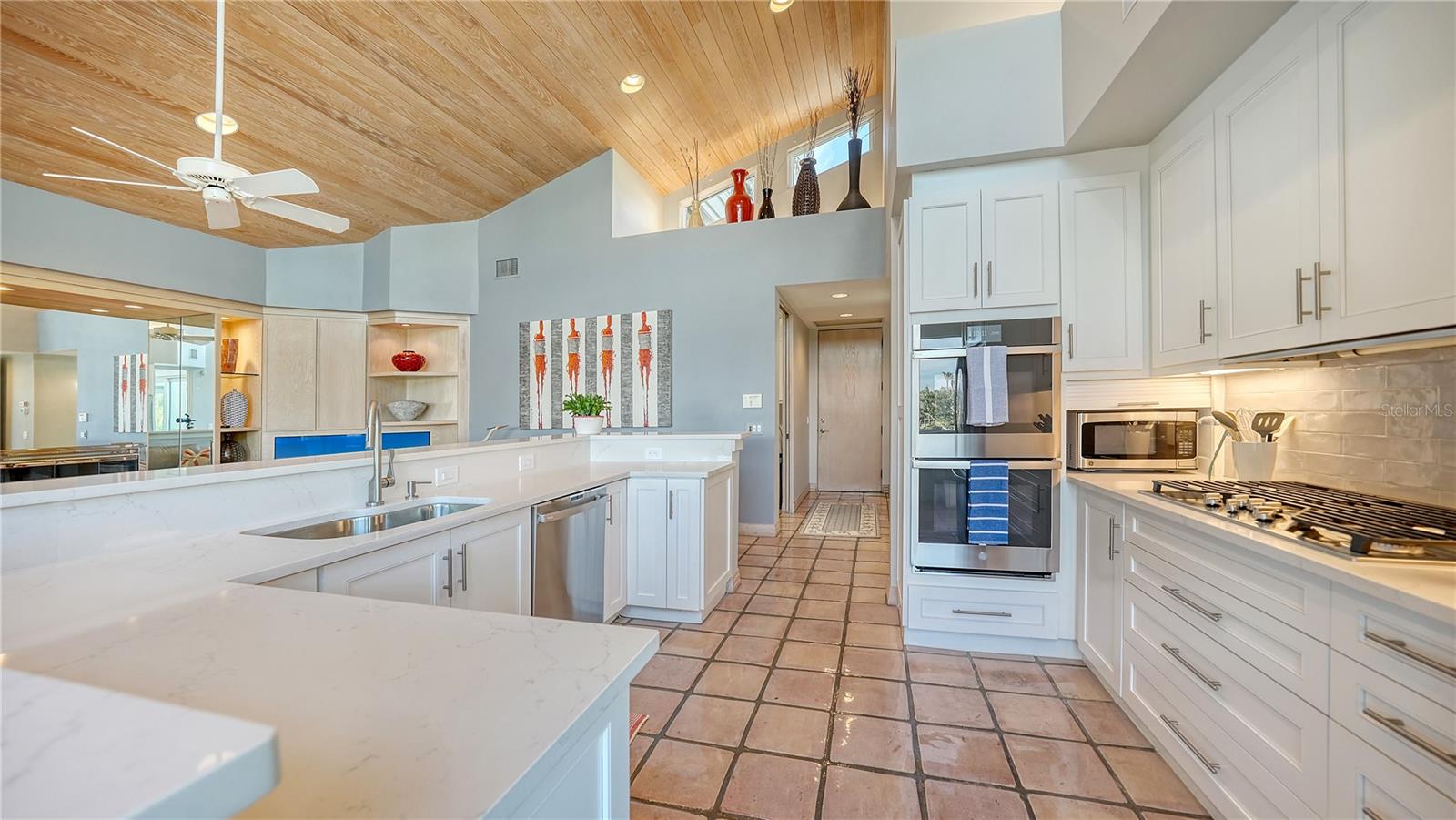 1560 HARBOR SOUND DR, LONGBOAT KEY, FL, 34228