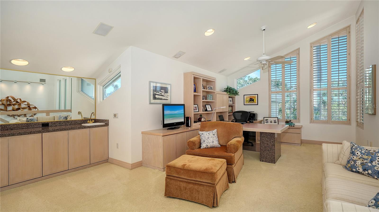 1560 HARBOR SOUND DR, LONGBOAT KEY, FL, 34228