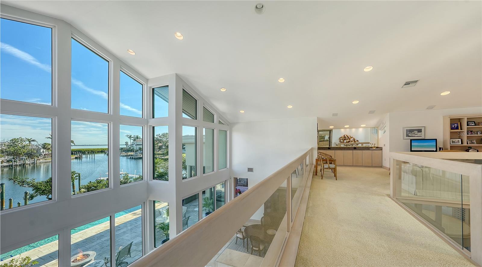 1560 HARBOR SOUND DR, LONGBOAT KEY, FL, 34228