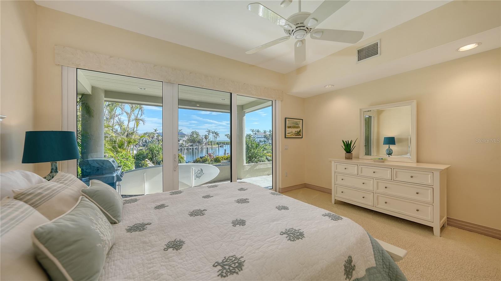 1560 HARBOR SOUND DR, LONGBOAT KEY, FL, 34228