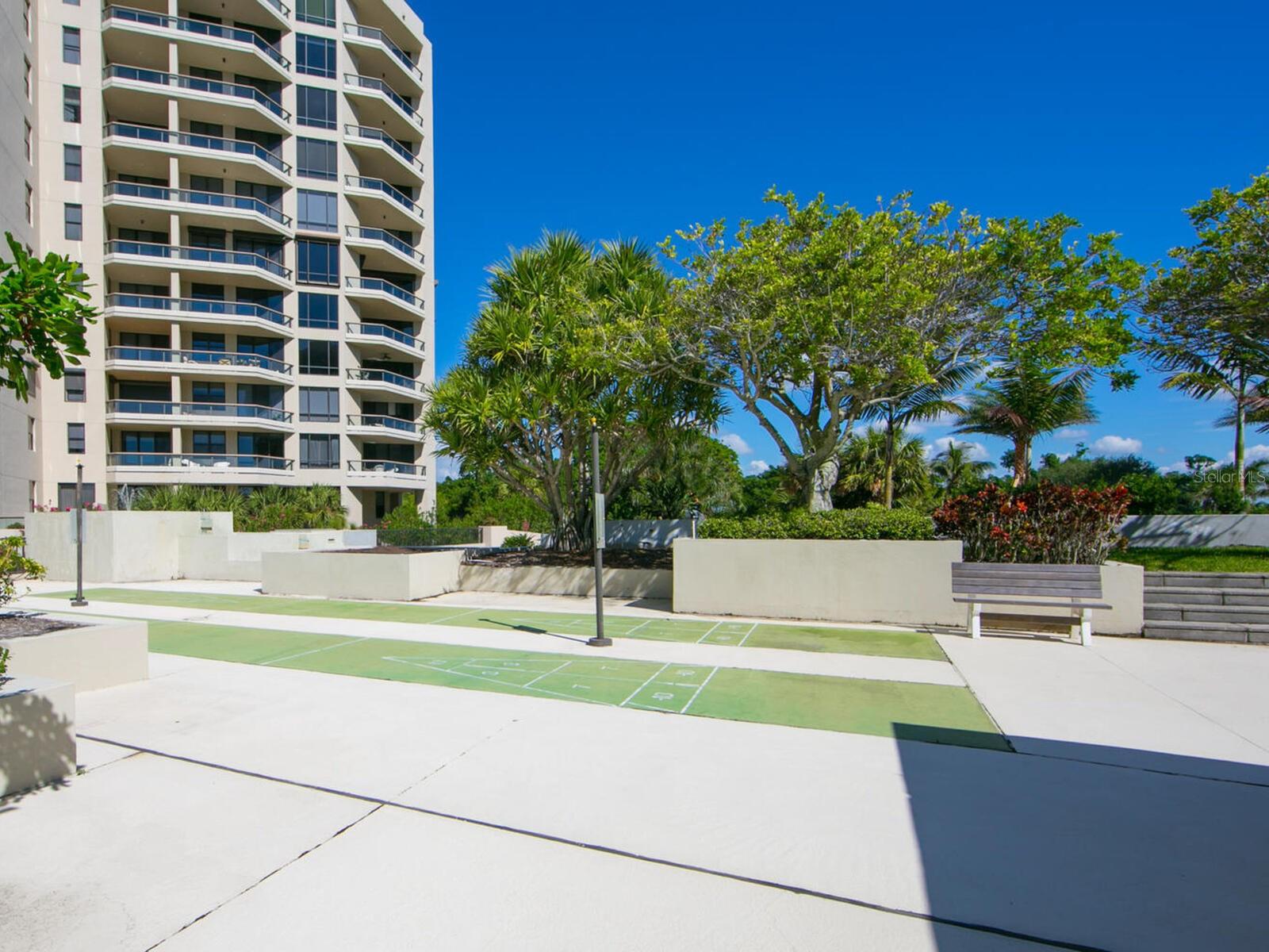 1211 GULF OF MEXICO DR #301, LONGBOAT KEY, FL, 34228
