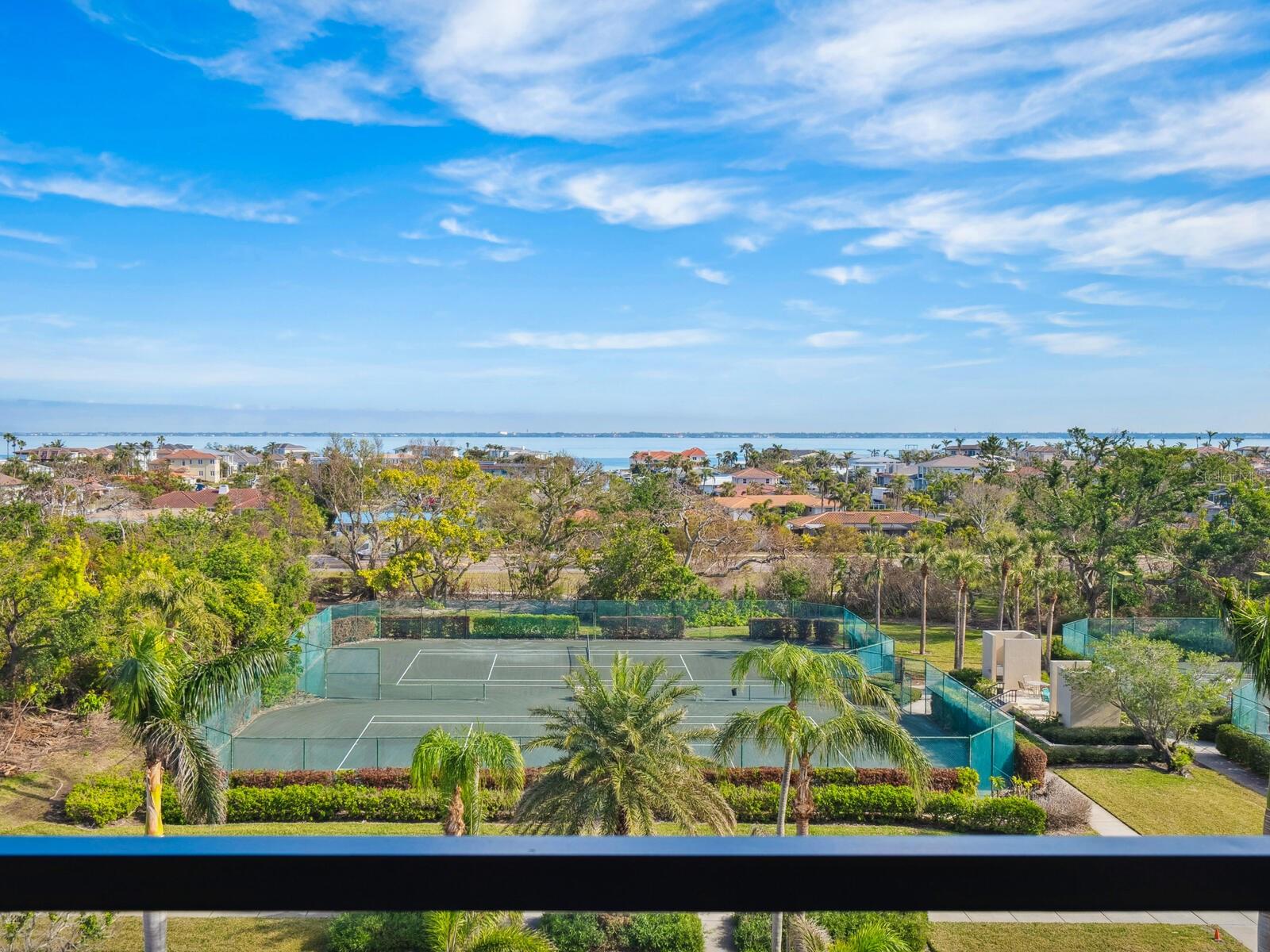 1211 GULF OF MEXICO DR #301, LONGBOAT KEY, FL, 34228