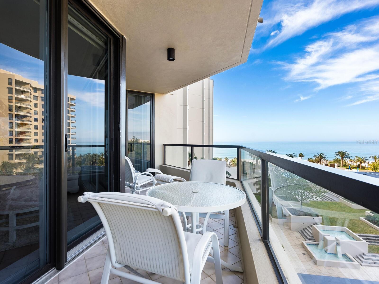 1211 GULF OF MEXICO DR #301, LONGBOAT KEY, FL, 34228