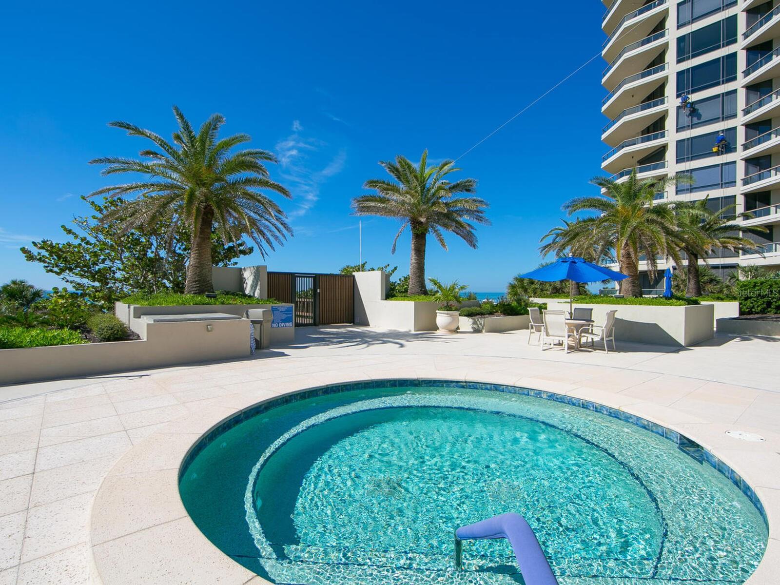 1211 GULF OF MEXICO DR #301, LONGBOAT KEY, FL, 34228