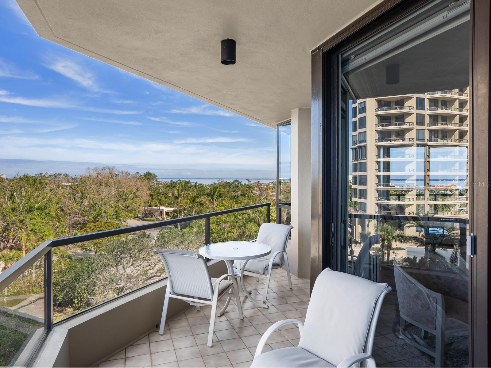 1211 GULF OF MEXICO DR #301, LONGBOAT KEY, FL, 34228