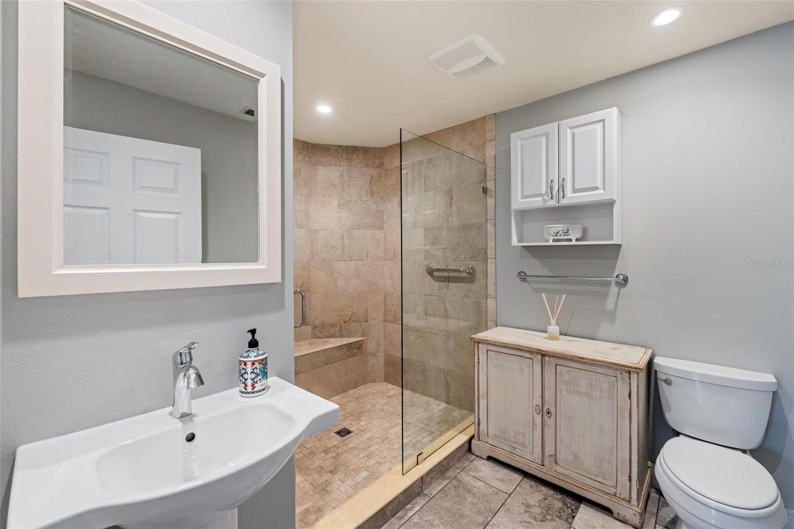 1621 MISSION VALLEY BLVD, NOKOMIS, FL, 34275