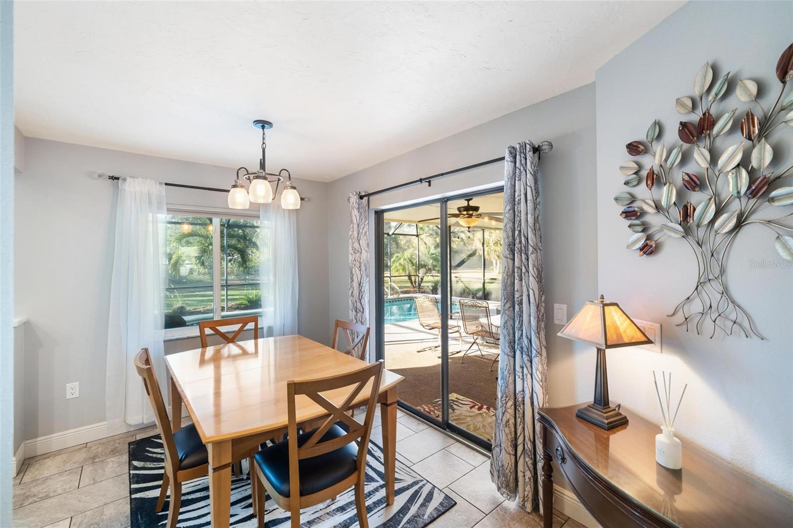 1621 MISSION VALLEY BLVD, NOKOMIS, FL, 34275