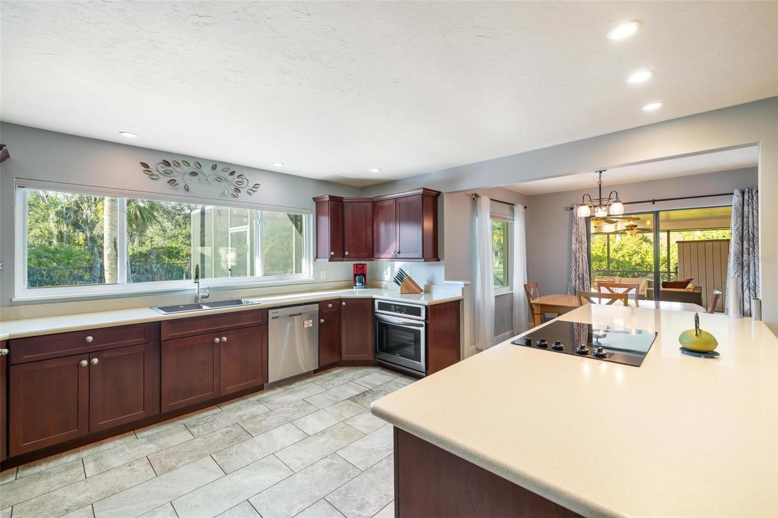 1621 MISSION VALLEY BLVD, NOKOMIS, FL, 34275