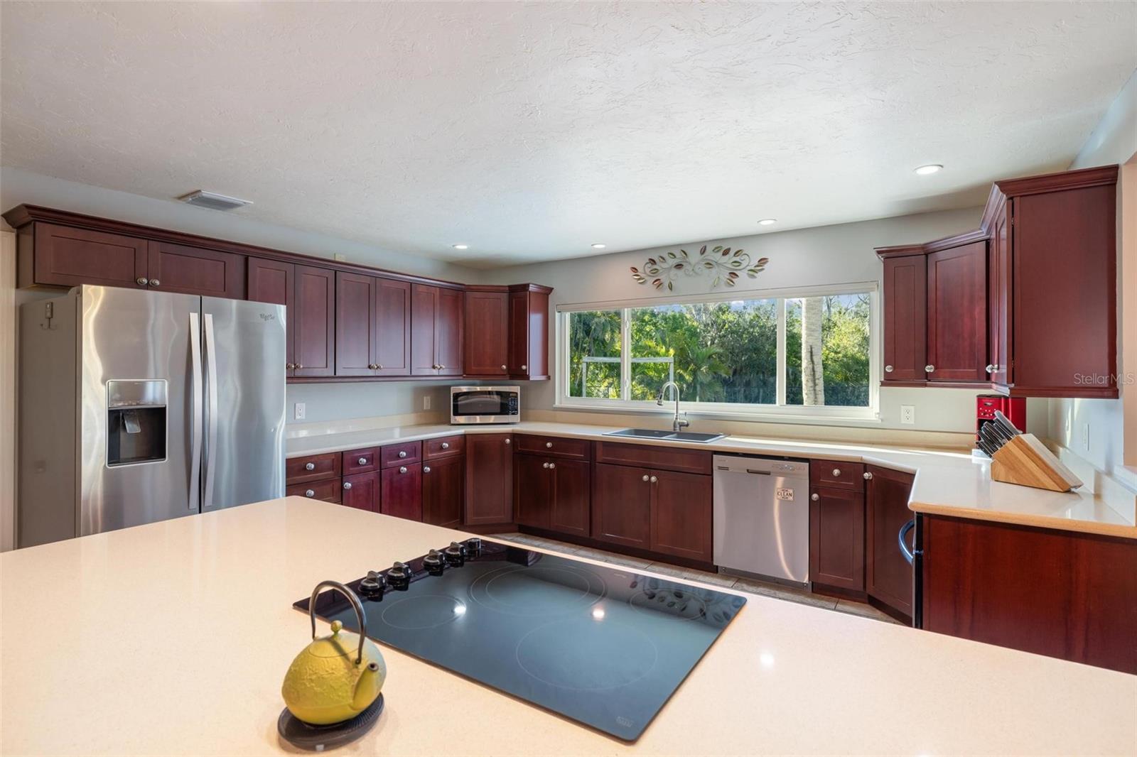 1621 MISSION VALLEY BLVD, NOKOMIS, FL, 34275