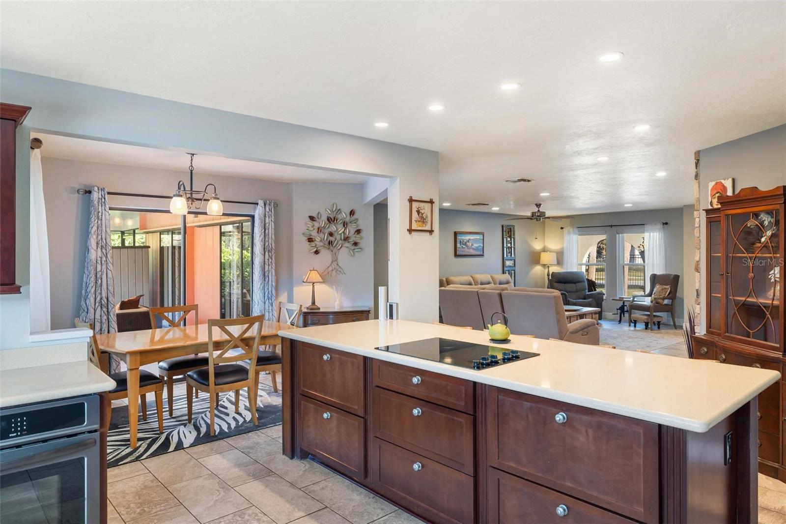 1621 MISSION VALLEY BLVD, NOKOMIS, FL, 34275